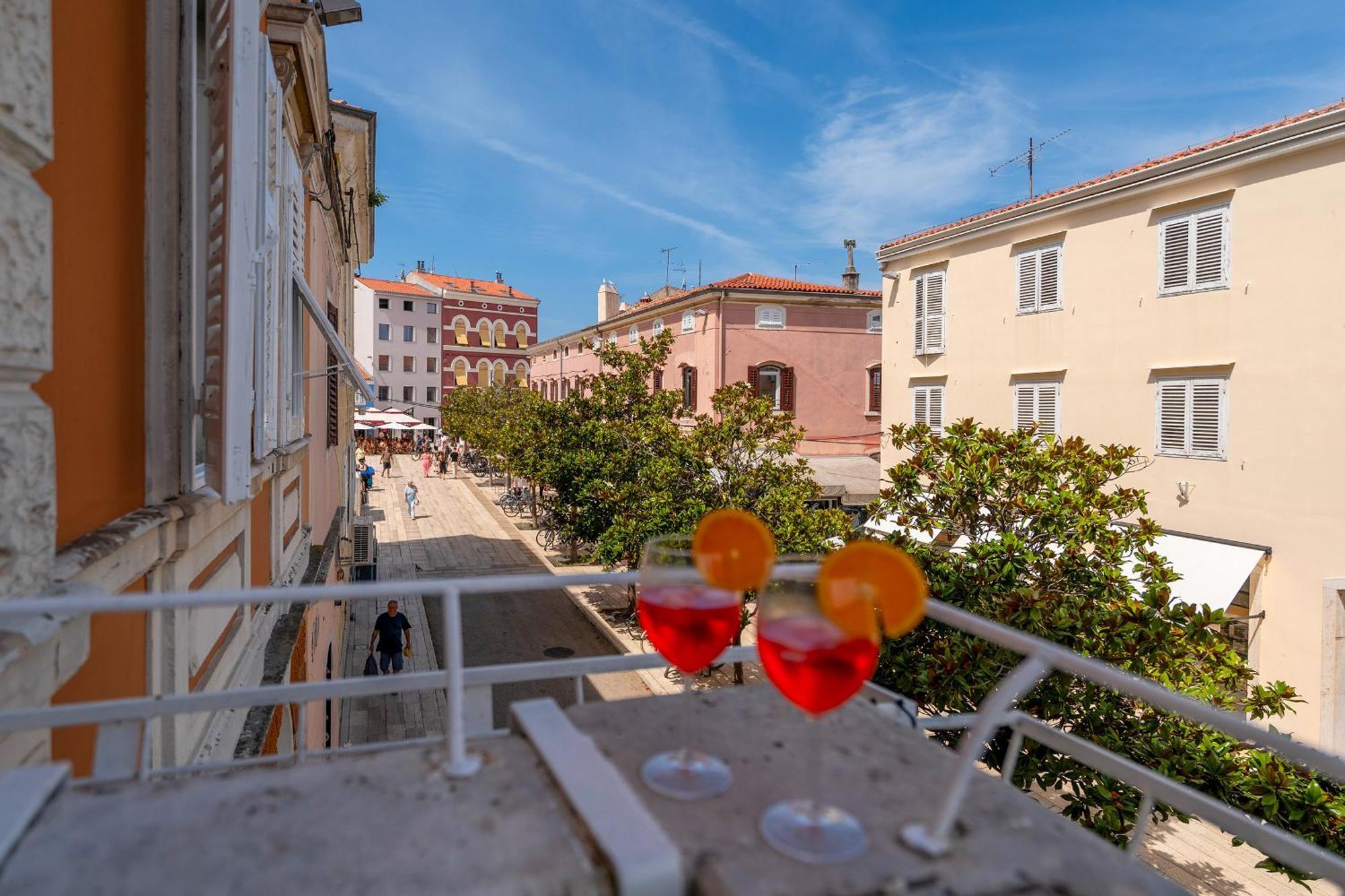 Romeo And Juliet Apartment With Balcony And Sea View Porec Ngoại thất bức ảnh